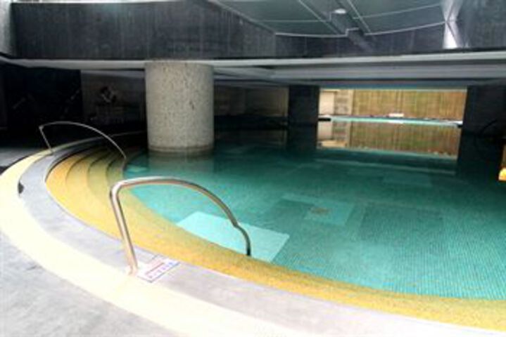 Pool 12 of 14