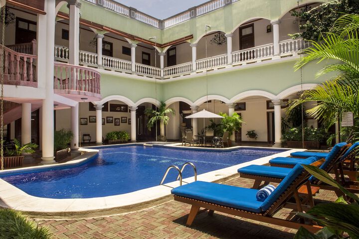 Pool 54 of 82