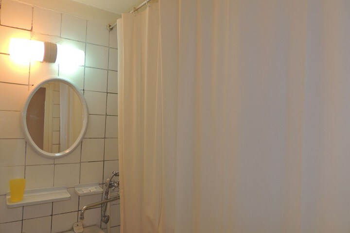 Room 84 of 101