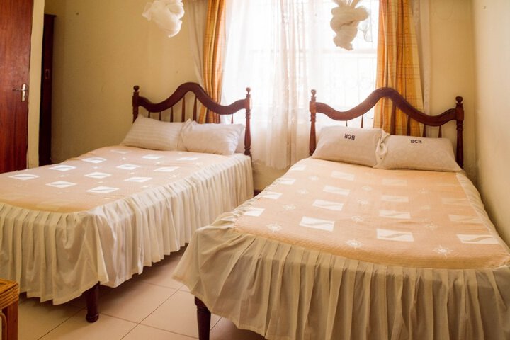 Room 5 of 34