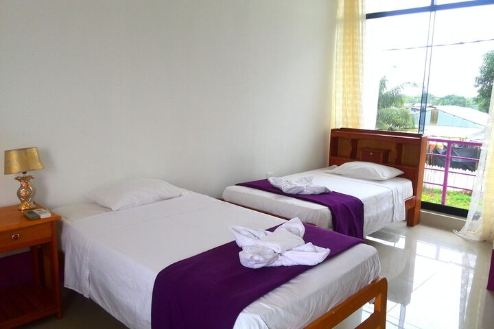 Room 4 of 48