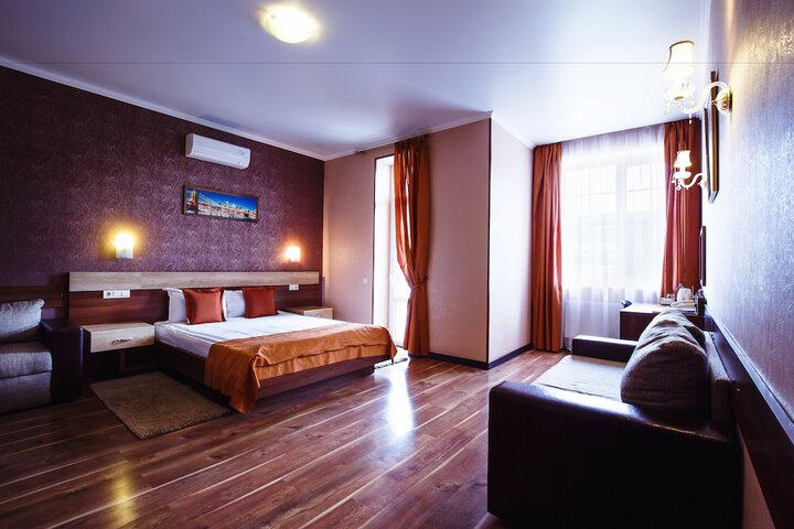 Room 7 of 31