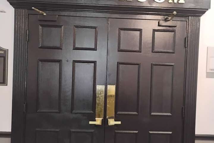 Ballroom/Hall 60 of 65