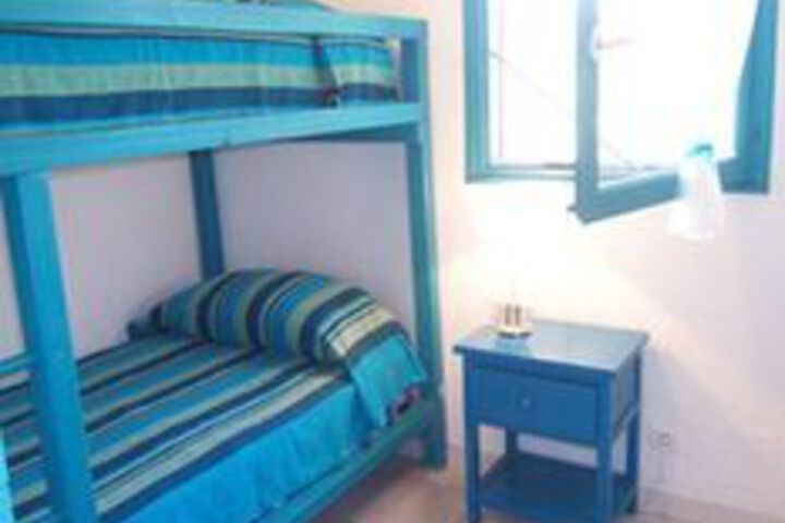 Room 4 of 15