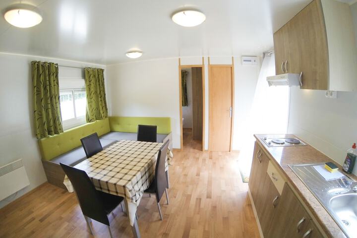 Room 5 of 41