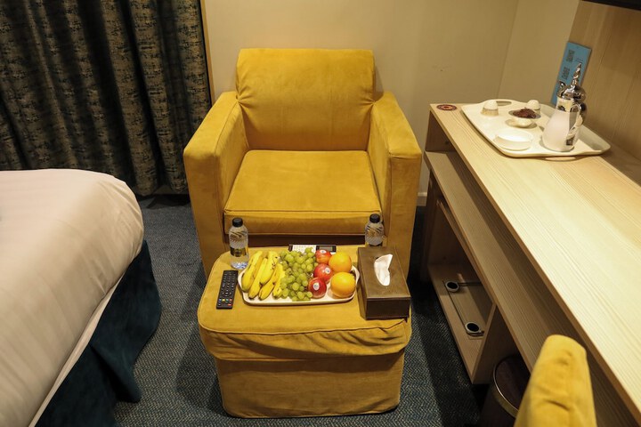Room 18 of 55