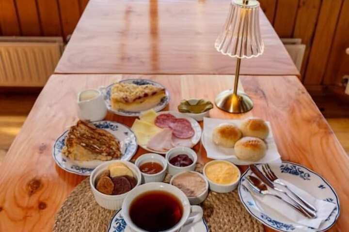 Breakfast/Coffee Service 22 of 31