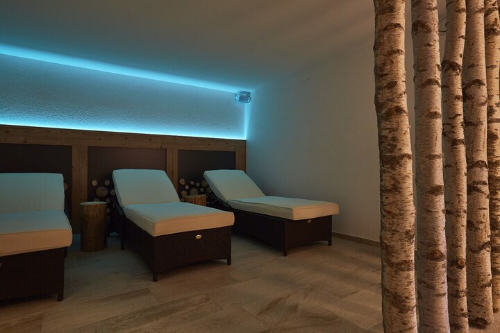 Spa 15 of 37