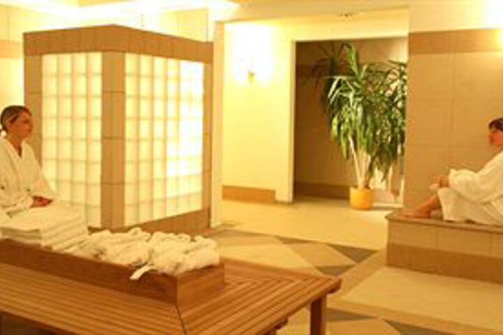 Spa 14 of 16
