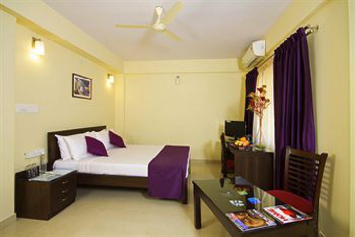 Room 8 of 21