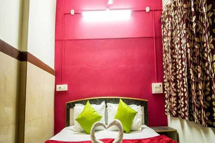 Room 15 of 31