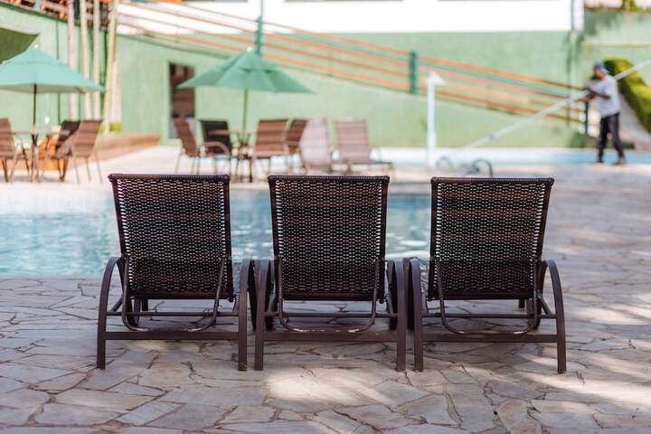 Pool 24 of 69