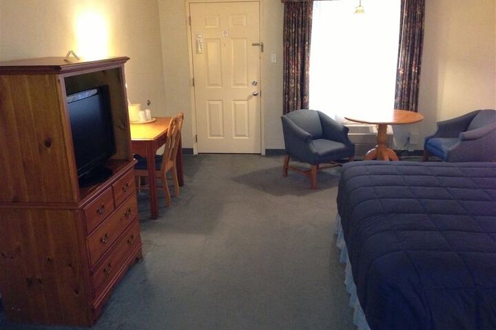 Room 31 of 64