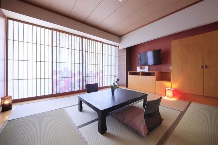 Room 20 of 115