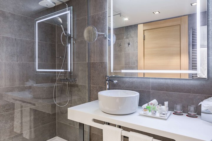Bathroom Interior Photo