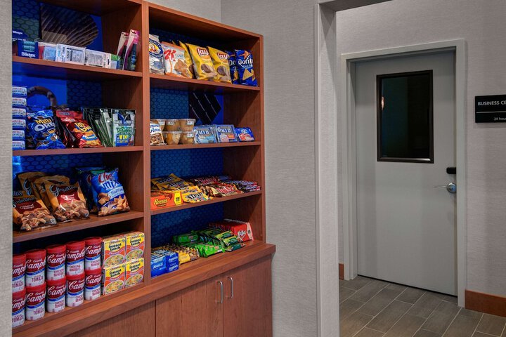 Snack bar