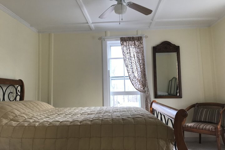 Room 11 of 52