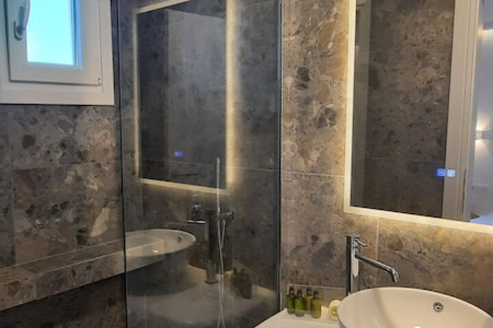 Room 20 of 46