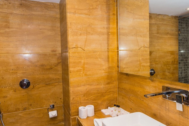 Clean Restrooms