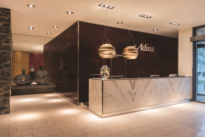 Entrance & Lobby
