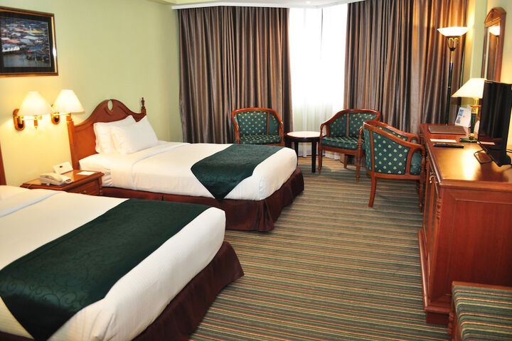 Room 5 of 41