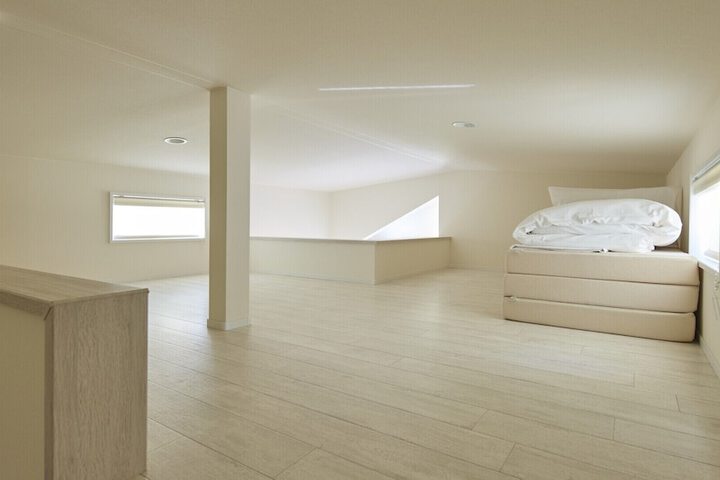 Room 14 of 34