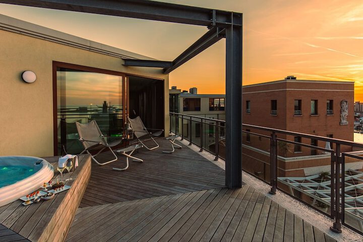 Terrace/Patio 84 of 90