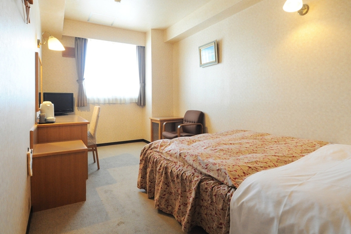 Room 4 of 11