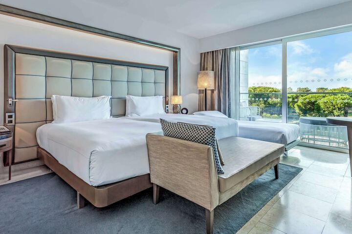 Room 46 of 192