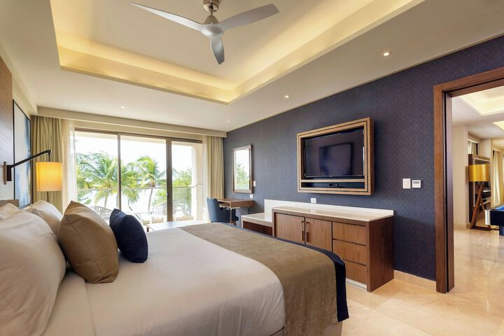 Room 43 of 255
