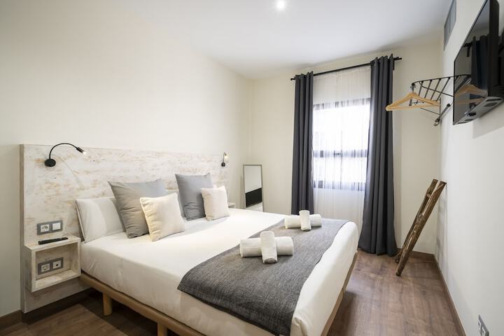 Room 20 of 77