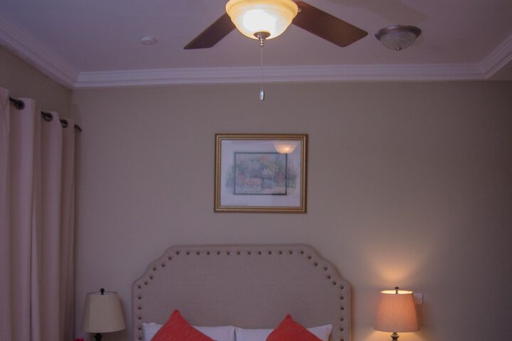Room 13 of 60