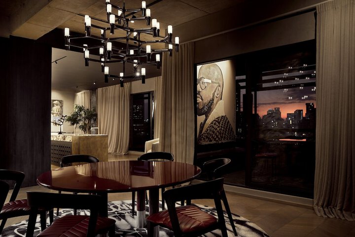 Room 21 of 49
