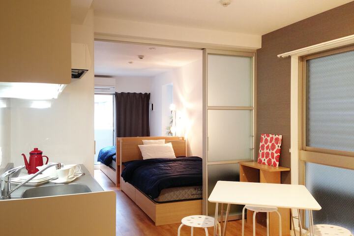 Room 14 of 50