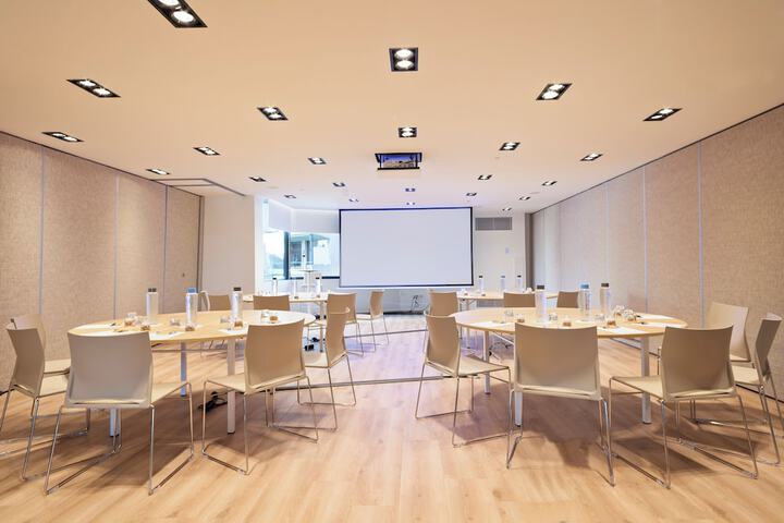 Meeting 118 of 139