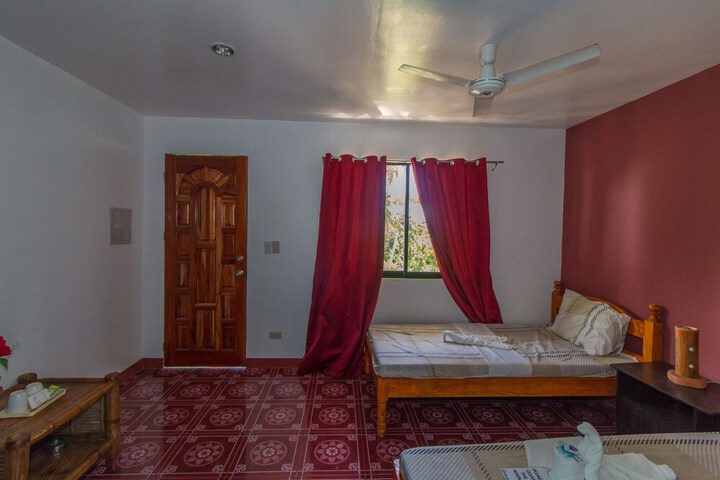 Room 48 of 210