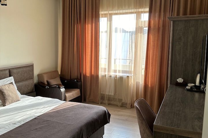Room 21 of 45