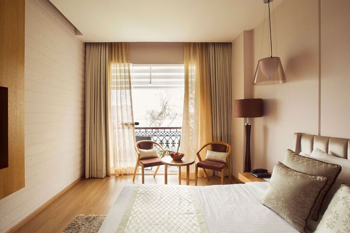 Room 11 of 53