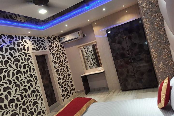 Room 20 of 36