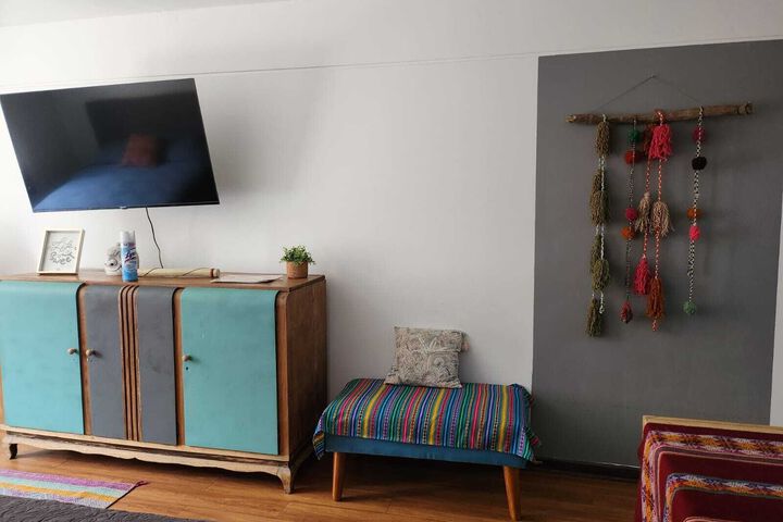 Room 10 of 17