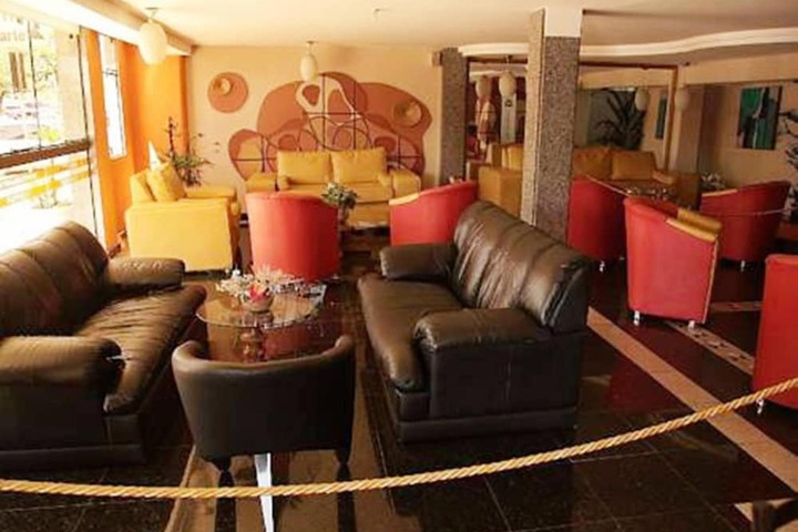 Hotel Interior 4 of 37