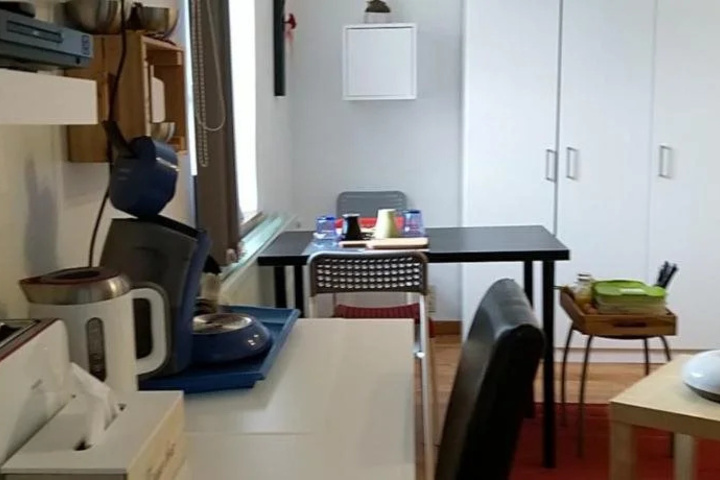 Room 3 of 12