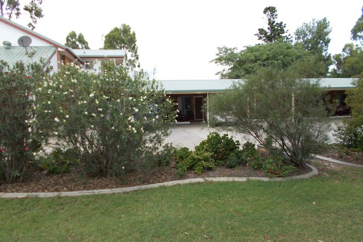 Property Grounds 31 of 41