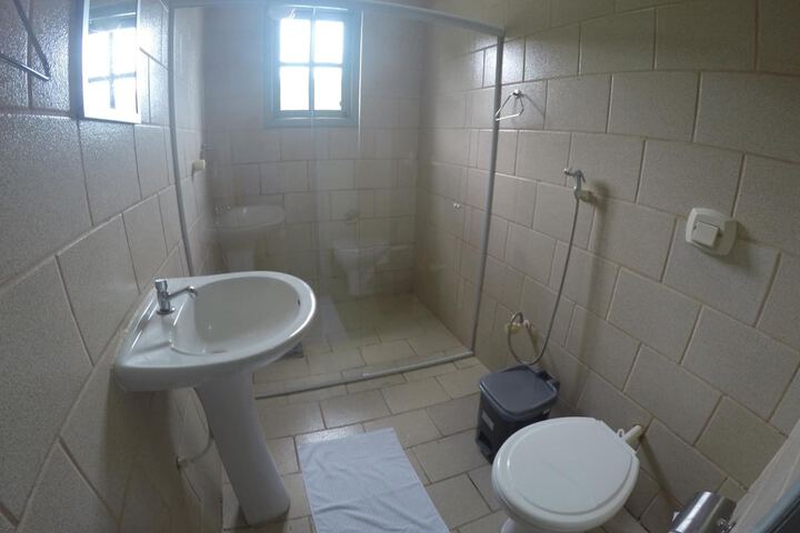Room 46 of 64