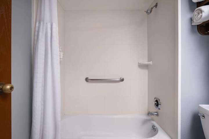 Clean Restrooms