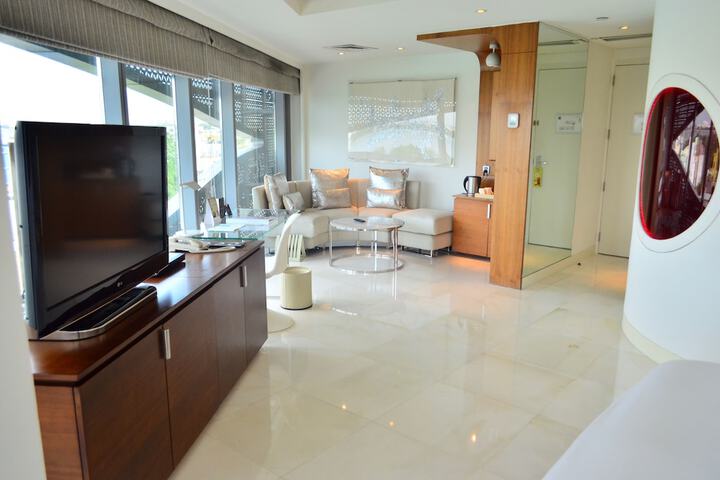 Room 29 of 73