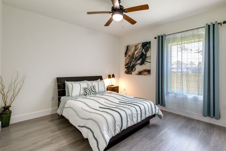 Room 6 of 31
