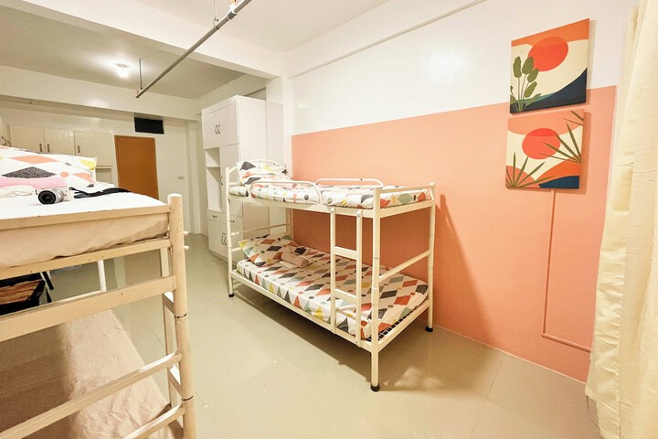 Room 22 of 70