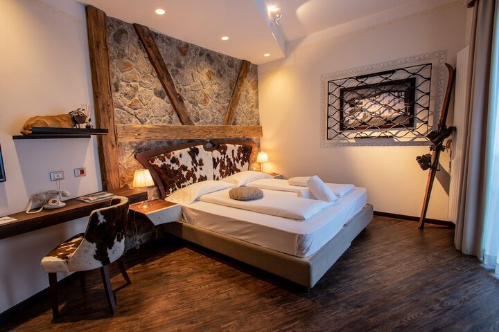 Room 33 of 58