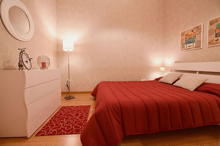 Room 32 of 42